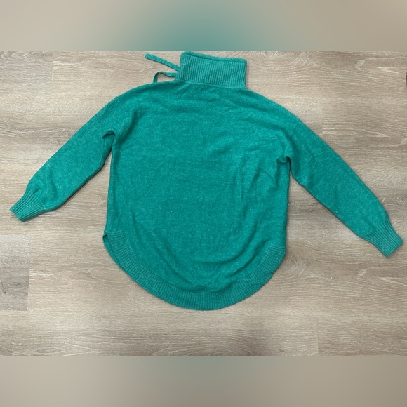 Lou & Grey Drawstring Neck Pocket Sweater SMALL - Picture 3 of 5